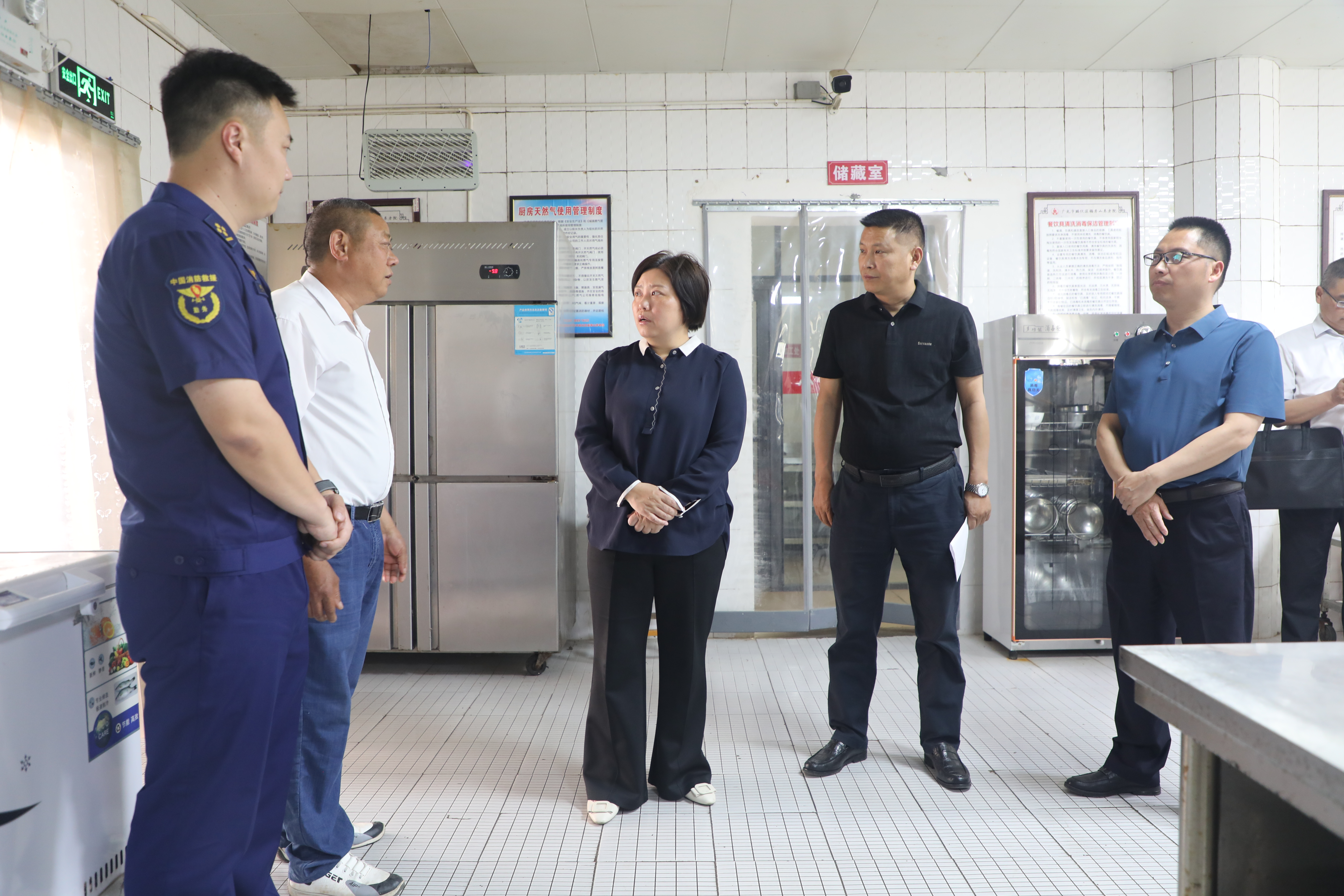 王静督导调研绿色家居产业发展、重点项目推进、安全生产等工作