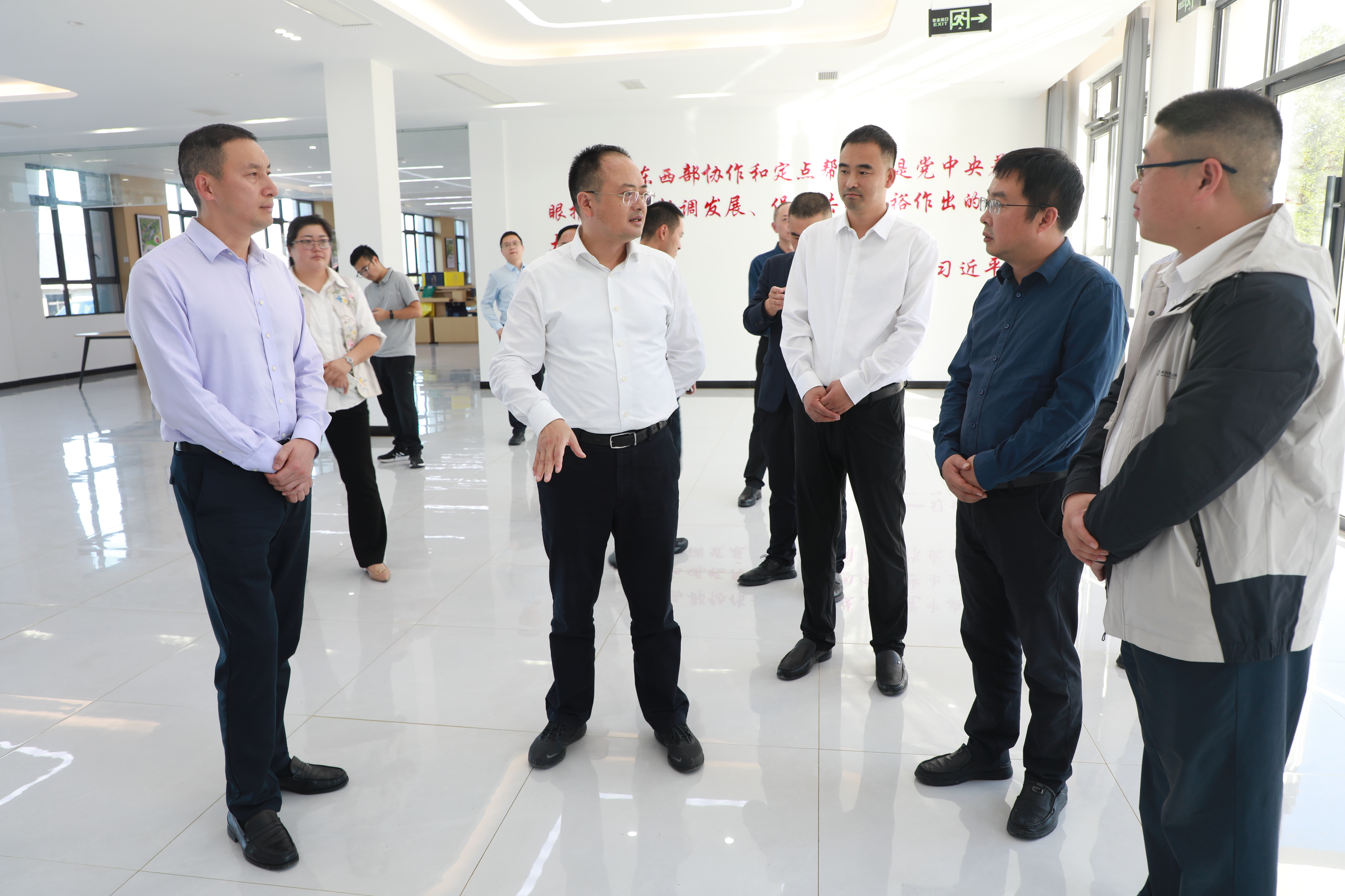 张世忠来昭调研国土空间规划和宜居宜业和美乡村建设工作